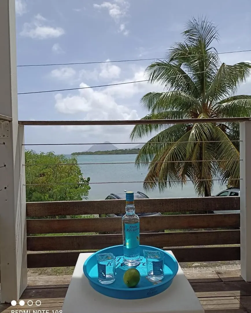 T2 Les pieds dans l'eau face à la mer des caraïbes Sainte Luce - Trois Rivières Appartement